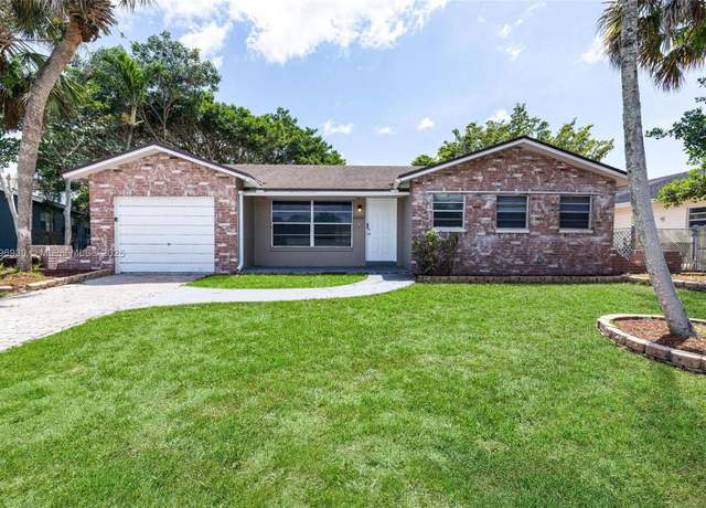 Property at 22624 SW 64th Way, Boca Raton, FL 33428, 3 beds, 2 baths