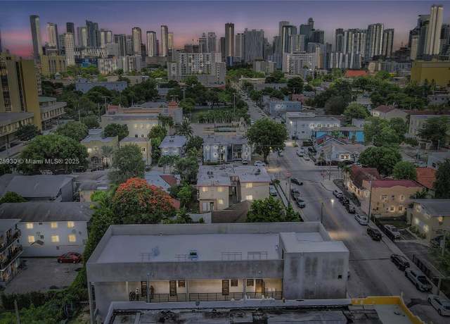 Property at 1037 NW 2nd St, Miami, FL 33128, 12 beds, 10 baths
