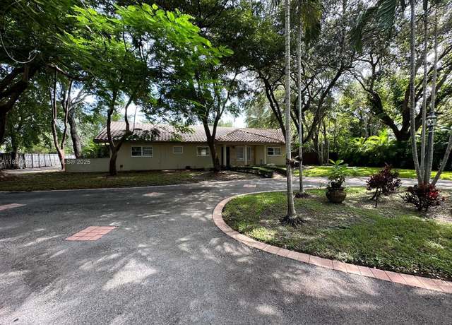 Property at 8755 SW 96th St, Miami, FL 33176, 5 beds, 4 baths
