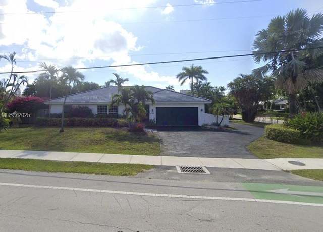 Property at 4300 Bayview Dr, Fort Lauderdale, FL 33308, 4 beds, 3 baths