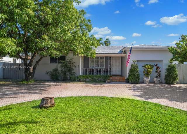 Property at 5810 SW 22nd St, Miami, FL 33155, 4 beds, 3 baths