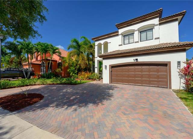 Property at 1857 SE 20th Rd, Homestead, FL 33035, 3 beds, 2.5 baths