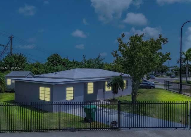 Property at 14801 Lincoln Blvd, Miami, FL 33176, 4 beds, 2 baths