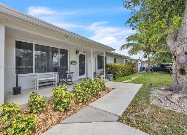 Property at 2631 NE 19th St, Pompano Beach, FL 33062, 4 beds, 2 baths