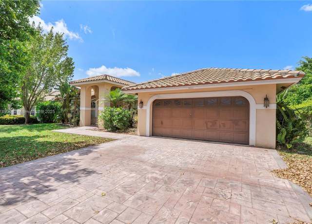 Property at 4622 NW 100th Ter, Coral Springs, FL 33076, 4 beds, 3 baths