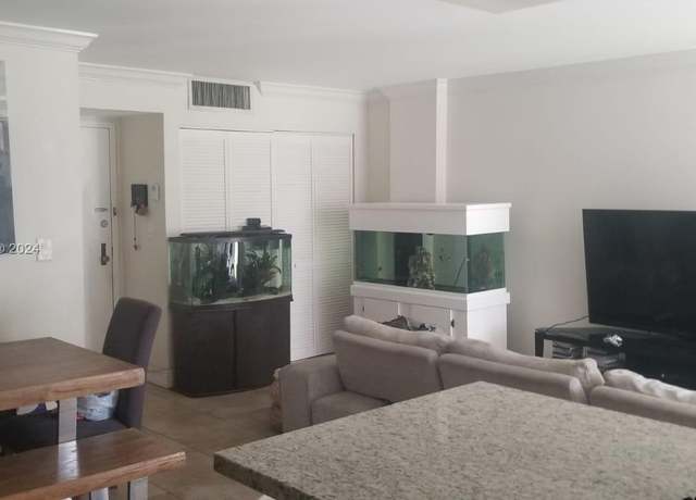 Property at 17021 N Bay Rd #127, Sunny Isles Beach, FL 33160, 1 bed, 1 bath
