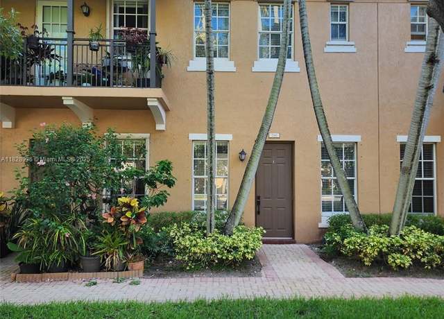 Property at 706 SW 147th Ave, Pembroke Pines, FL 33027, 2 beds, 2.5 baths