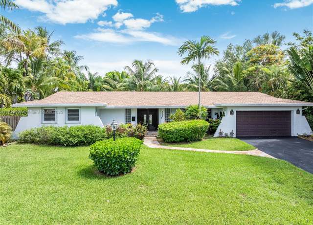 Property at 8121 SW 139th Ter, Palmetto Bay, FL 33158, 3 beds, 2 baths