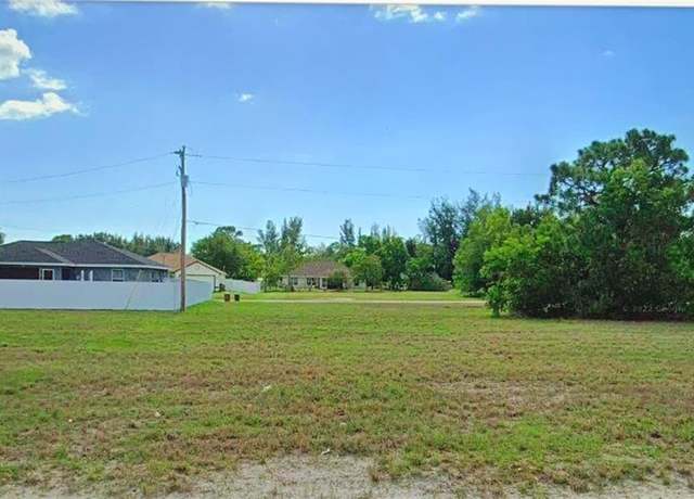 Property at 1622 Santa Barbara Blvd N, Cape Coral, FL 33993