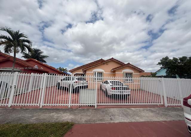 Property at 17630 SW 143rd Ct, Miami, FL 33177, 3 beds, 2 baths