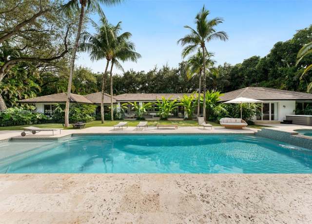 Property at 5851 SW 94th St, Pinecrest, FL 33156, 5 beds, 6.5 baths