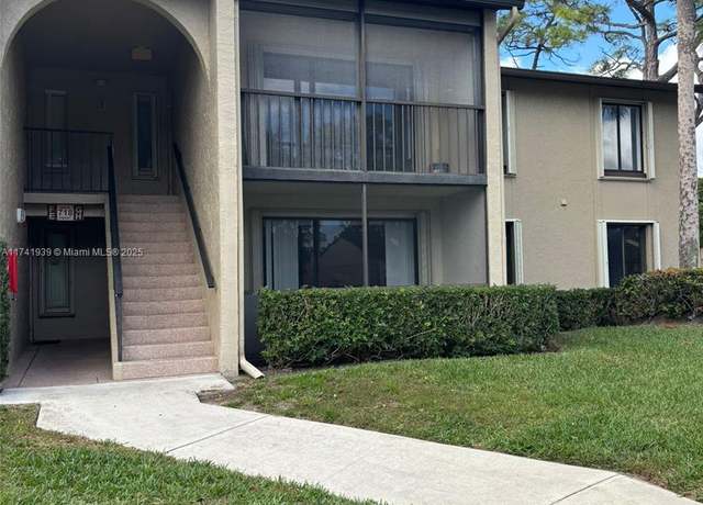 Property at 718 Sunny Pine Way Unit H2, Green Acres, FL 33415, 2 beds, 2 baths