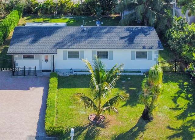 Property at 6255 SW 62nd Ct, South Miami, FL 33143, 3 beds, 2 baths