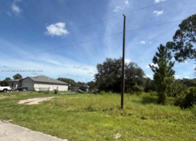 Property at 1279 Jabara Cir, La Belle, FL 33935