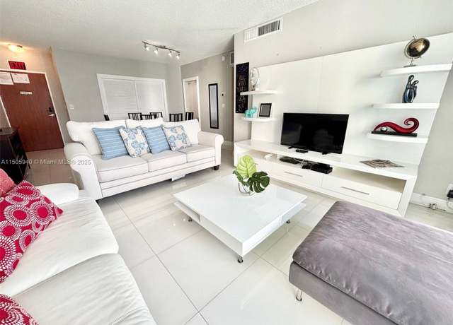 Property at 3901 S Ocean Dr Unit 10Q, Hollywood, FL 33019, 1 bed, 1 bath