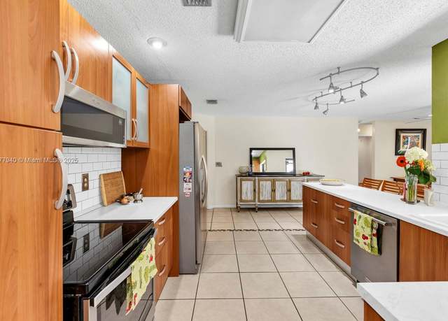 Property at 14811 Archerhall St, Davie, FL 33331, 4 beds, 2 baths