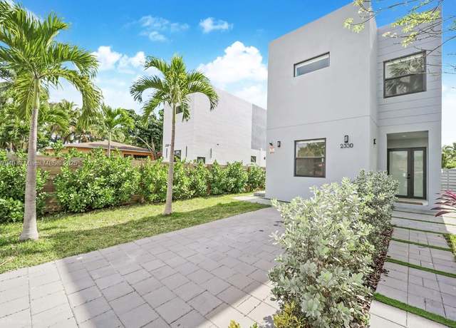 Property at 2330 SW 14th St, Miami, FL 33145, 4 beds, 4.5 baths