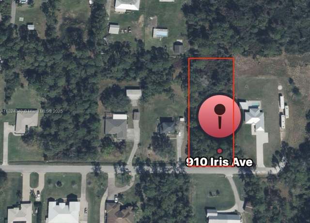 Property at 910 Iris Ave, Sebring, FL 33875