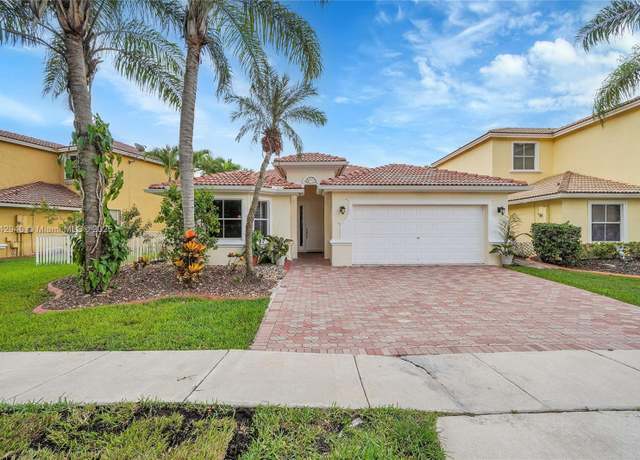 Property at 13122 SW 30th St, Miramar, FL 33027, 4 beds, 3 baths