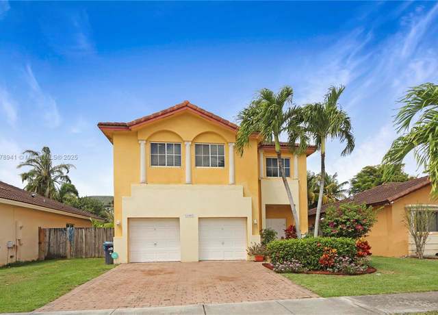 Property at 13485 SW 291st Ln, Homestead, FL 33033, 4 beds, 3.5 baths