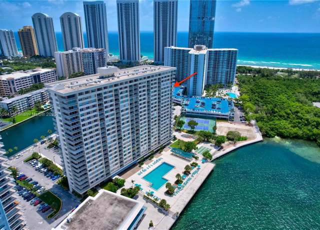 Property at 300 Bayview Dr #1616, Sunny Isles Beach, FL 33160, 2 beds, 2.5 baths