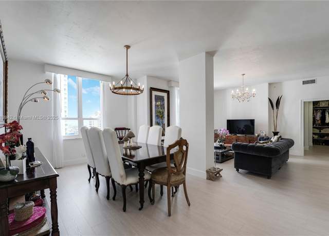 Property at 701 Brickell Key Blvd Unit LPH-06, Miami, FL 33131, 3 beds, 3.5 baths