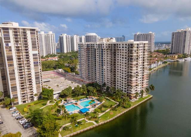 Property at 18151 NE 31st Ct #1911, Aventura, FL 33160, 1 bed, 1.5 baths