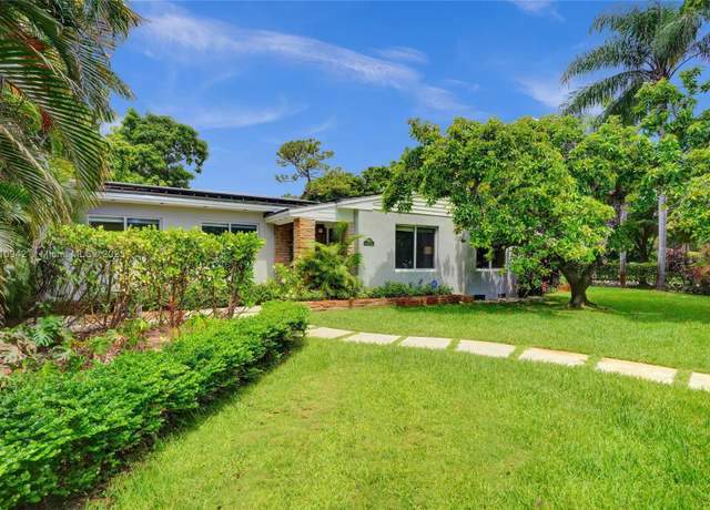 Property at 5620 Alhambra Cir, Coral Gables, FL 33146, 3 beds, 2 baths