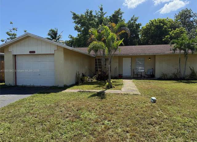 Property at 4020 NW 93rd Way, Sunrise, FL 33351, 3 beds, 2 baths