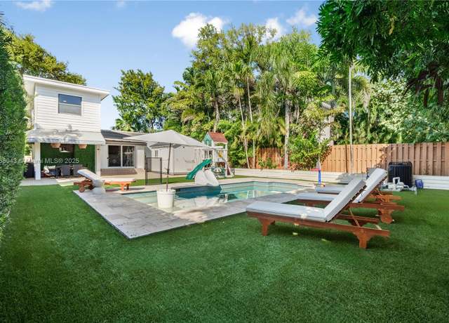 Property at 1606 SE 1st St, Fort Lauderdale, FL 33301, 3 beds, 2 baths