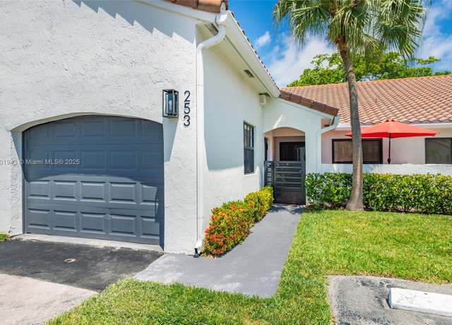 Property at 21228 Harbor Way Unit 253-25, Aventura, FL 33180, 2 beds, 2 baths