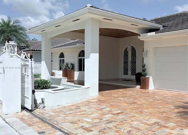 Property at 14261 SW 30th St, Miami, FL 33175, 4 beds, 3.5 baths