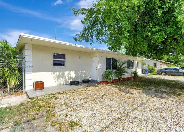 Property at 716 NW 14th Way, Fort Lauderdale, FL 33311, 6 beds, 3 baths