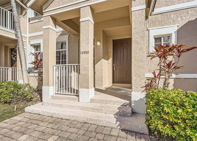 Property at 13905 SW 279th Ln, Homestead, FL 33032, 3 beds, 2.5 baths