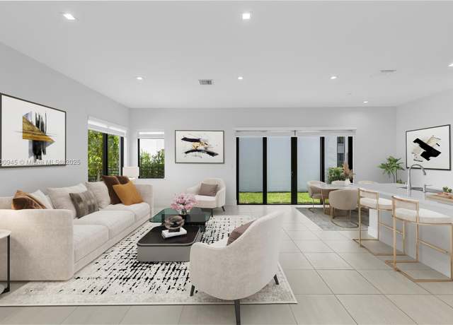 Property at 8271 NW 48th Ter, Doral, FL 33166, 4 beds, 4 baths