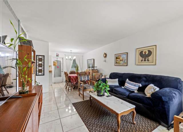 Property at 2320 Jackson St #6, Hollywood, FL 33020, 2 beds, 1 bath