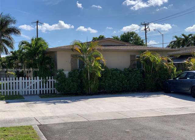 Property at 80 W 20th St, Hialeah, FL 33010, 5 beds, 3 baths