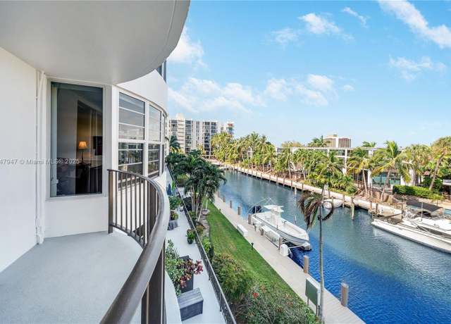 Property at 3051 NE 48th St #308, Fort Lauderdale, FL 33308, 2 beds, 2 baths