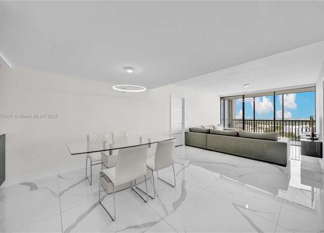 Property at 20335 W Country Club Dr #2602, Aventura, FL 33180, 2 beds, 2 baths