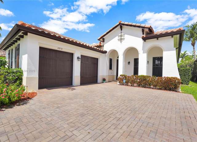 Property at 4070 NW 85 Dr, Cooper City, FL 33024, 4 beds, 3 baths
