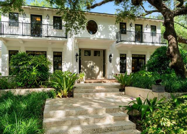 Property at 10920 Lakeside Dr, Coral Gables, FL 33156, 5 beds, 5.5 baths