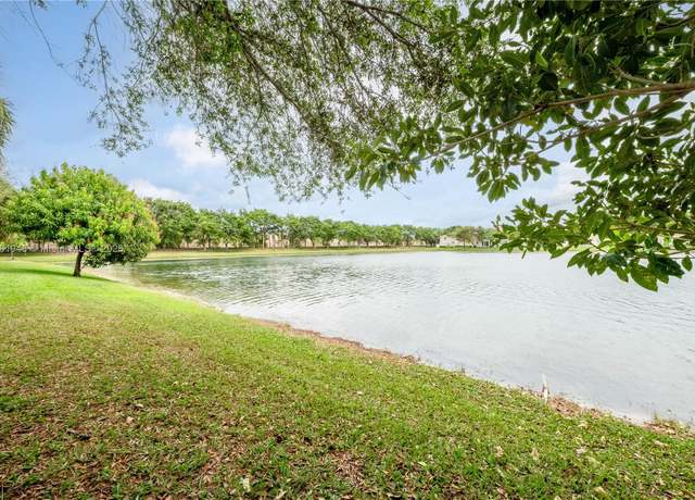 Property at 4261 SW 126th Ave, Miramar, FL 33027, 5 beds, 3 baths
