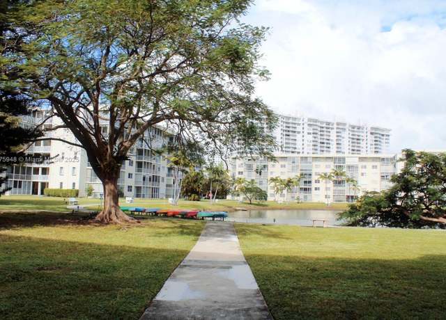 Property at 2903 Point East Dr Unit K411, Aventura, FL 33160, 1 bed, 1 bath