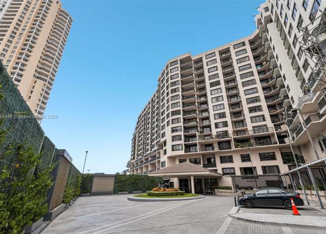 Property at 540 Brickell Key Dr #730, Miami, FL 33131, 1 bath