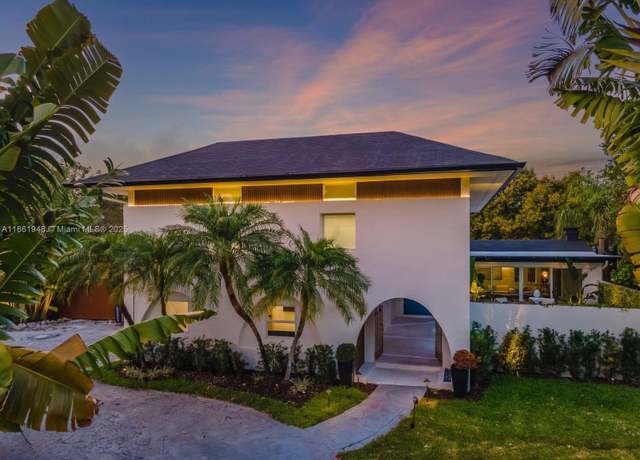 Property at 18490 SW 83rd Pl, Cutler Bay, FL 33157, 6 beds, 4 baths