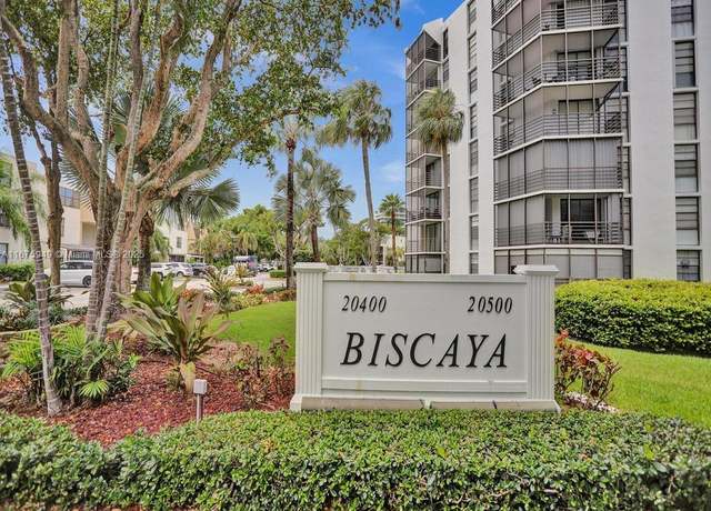 Property at 20400 W Country Club Dr #301, Aventura, FL 33180, 2 beds, 2 baths