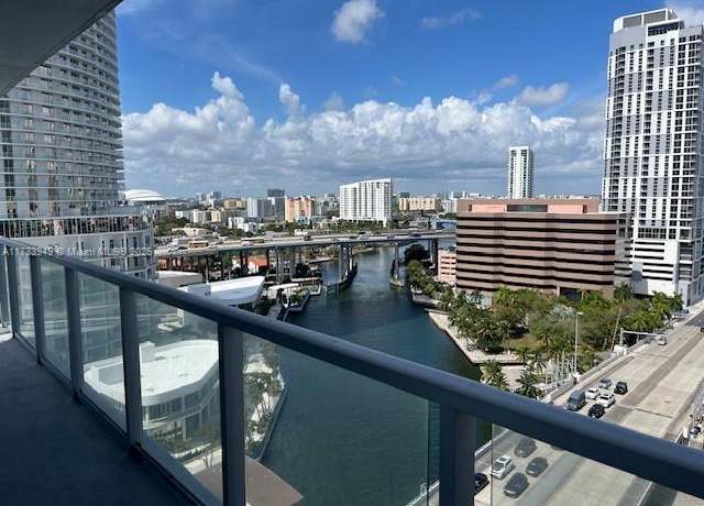 Property at 185 SW 7 St #1501, Miami, FL 33130, 2 beds, 2.5 baths