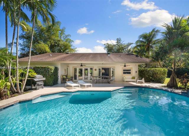 Property at 6411 185th Way, Southwest Ranches, FL 33332, 4 beds, 2 baths
