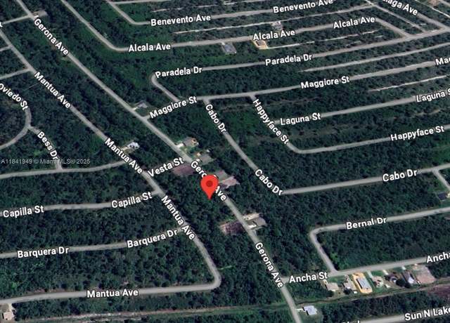 Property at 4241 Gerona Ave, Sebring, FL 33872
