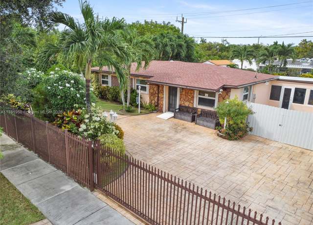 Property at 10231 SW 213th St, Cutler Bay, FL 33189, 3 beds, 2 baths